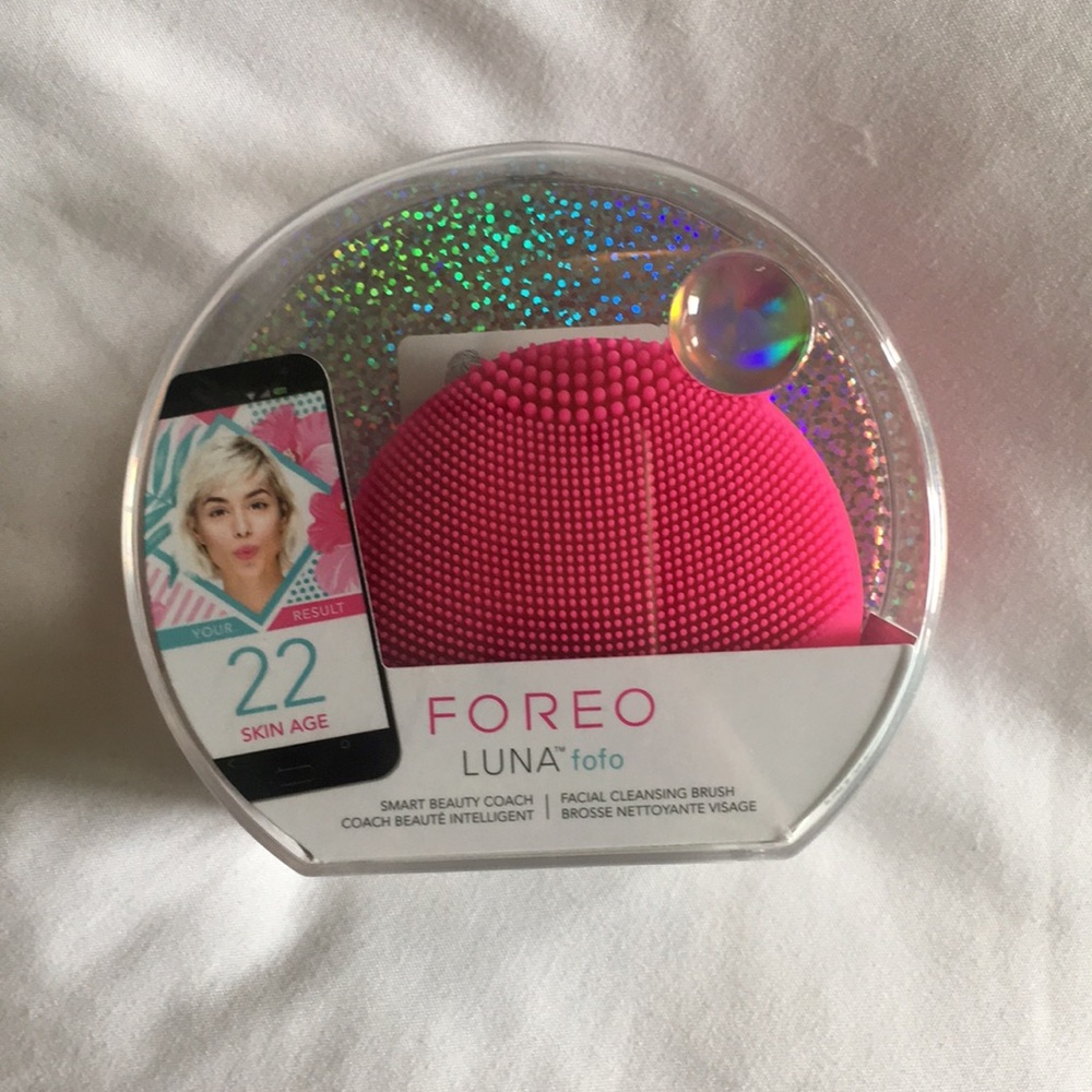 Foreo Facial Brush